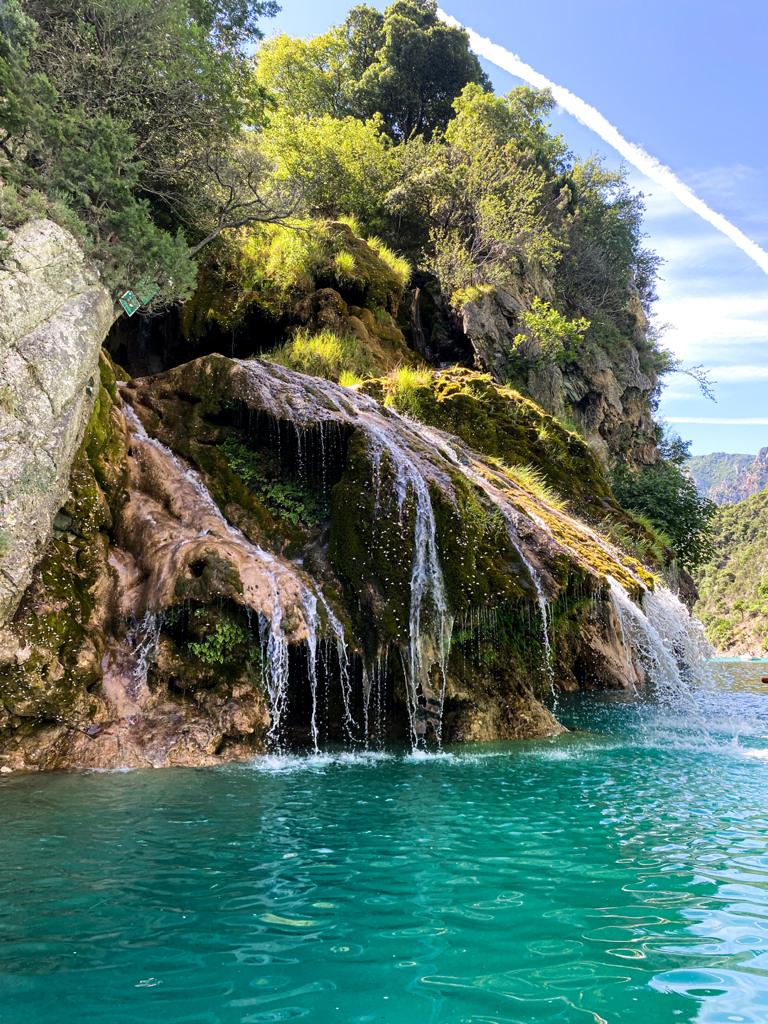 Sillans la cascade
